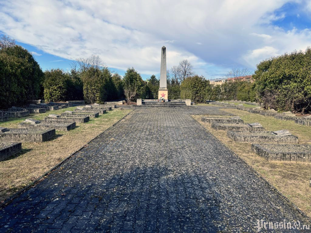 Воинское кладбище в городе Жагань (общий вид)