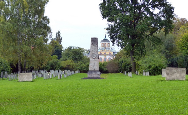 Воинское кладбище в городе Веймар (общий вид)