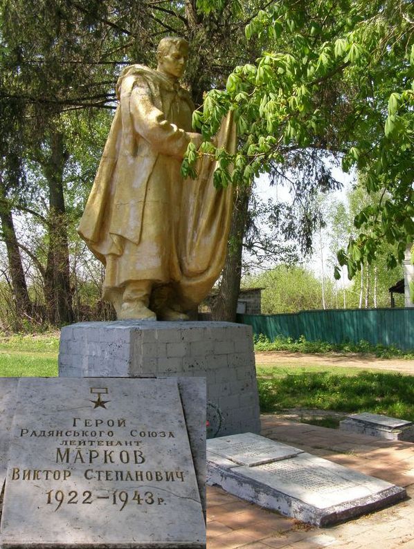 Братская могила в селе Дибровное