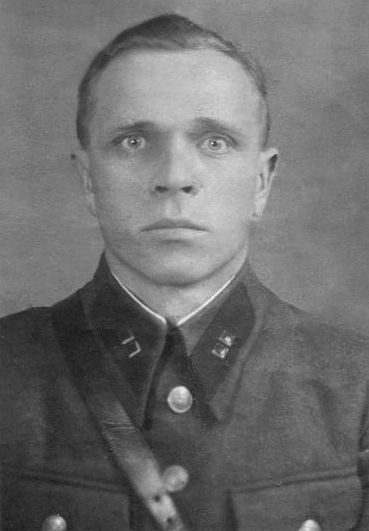 И.Е. Уланов, начало 1940-х годов.
