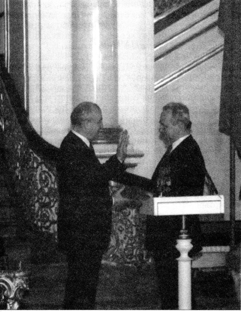 Президент СССР М.С. Горбачев и П.Н. Самусенко (1991 г.)