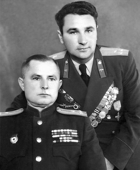 Я.Н.Кутихин и В.И.Бобров