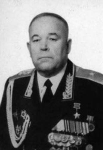 Герой Советского Союза генерал-майор В.В. Швец