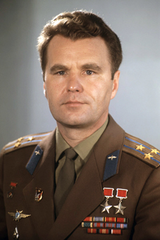 Шаталов Владимир Александрович
