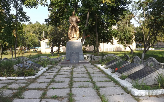 Братская могила в с.Горенка