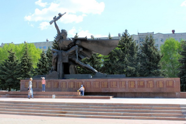 Монумент Славы в городе Кострома (общий вид)