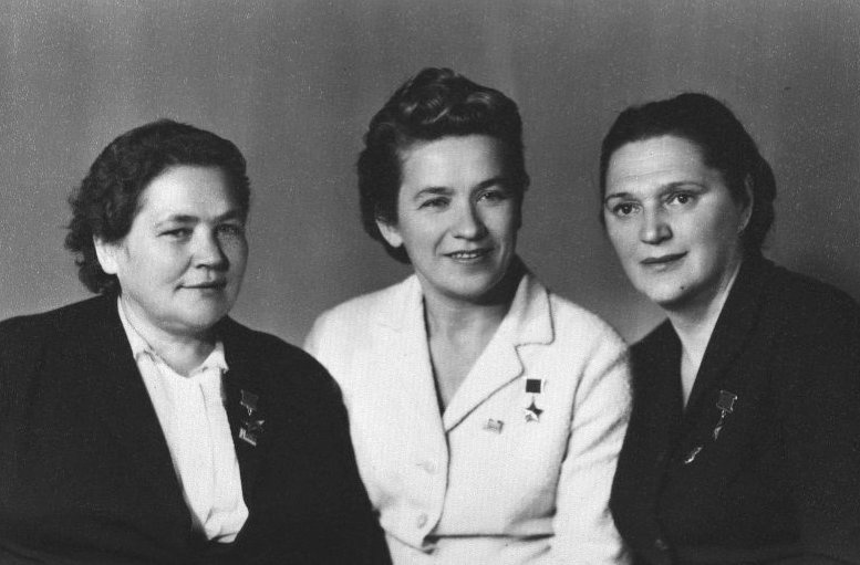 М.Б.Осипова, Н.В.Троян, и Е.Г.Мазаник, 1970-е годы.