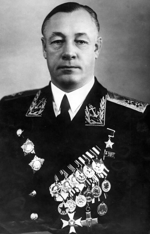 Н.Г. Кузнецов, 1951 год