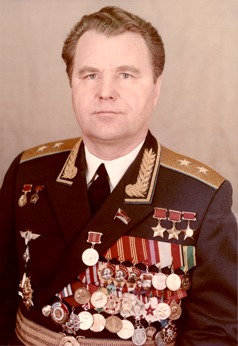 В.А. Шаталов, 1983 год