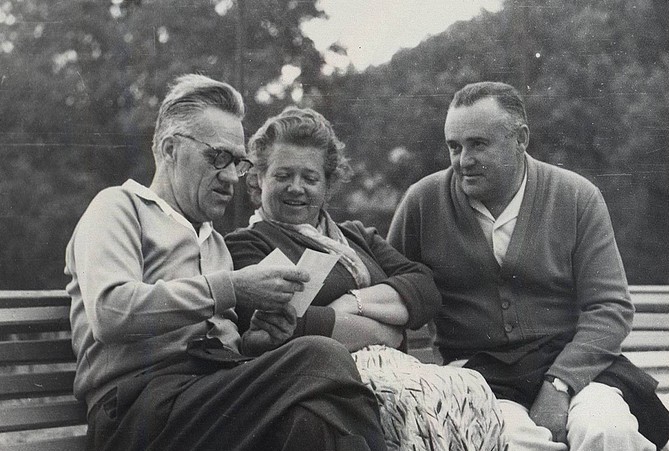 Супруги Пилюгины и С.П. Королев, г. Кисловодск, 1957 г.