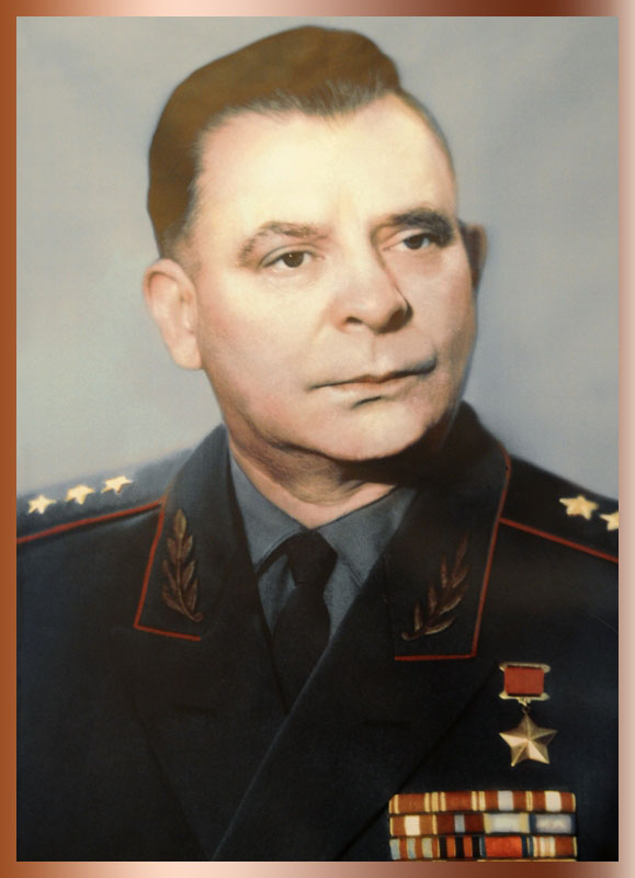 Герой Советского Союза генерал-полковник К.Н. Абрамов (конец 60-х годов)