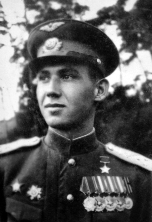 Н.Е. Оловянников, 1945 год