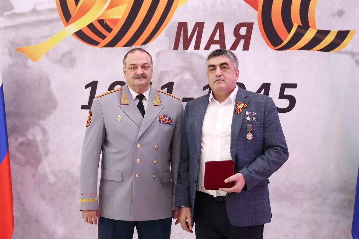 Э. А. Абачев