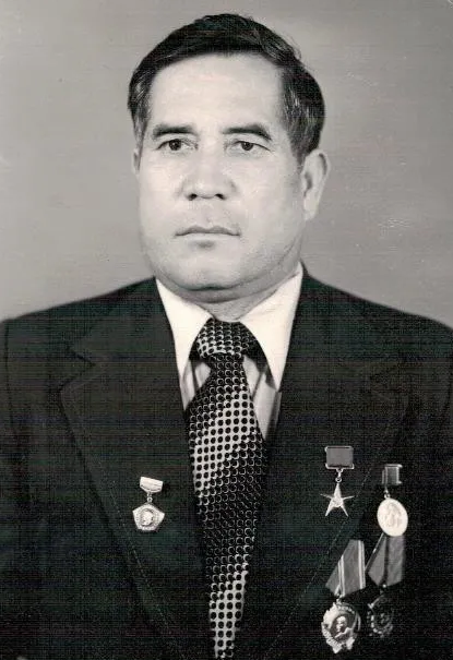 М. Абдурашитов