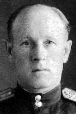 Р.  А. Комаровский