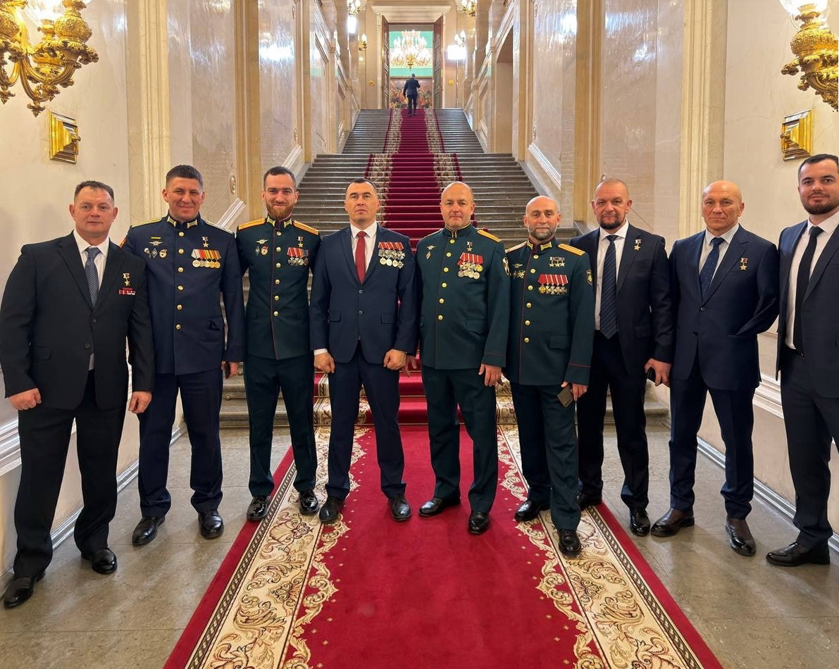 В. В. Бондарь