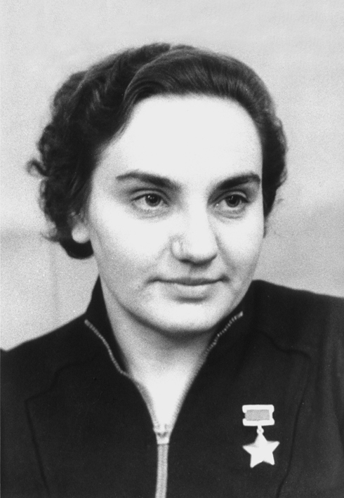 В.С.Гризодубова, 1950-е годы