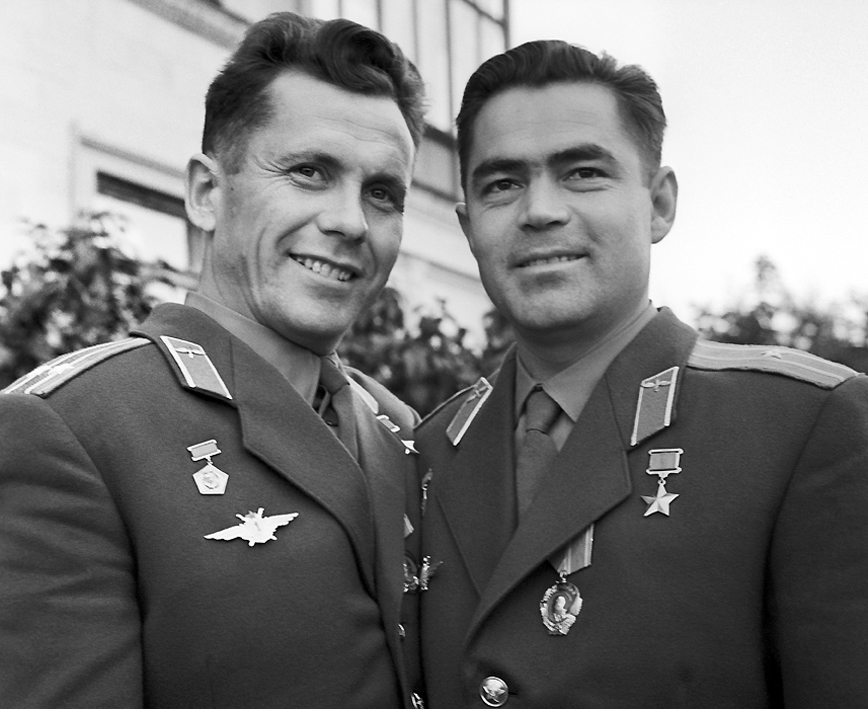 П.Р. Попович и А.Г. Николаев, 1962 год