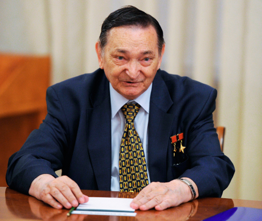 В.Ф. Быковский, 2013 год